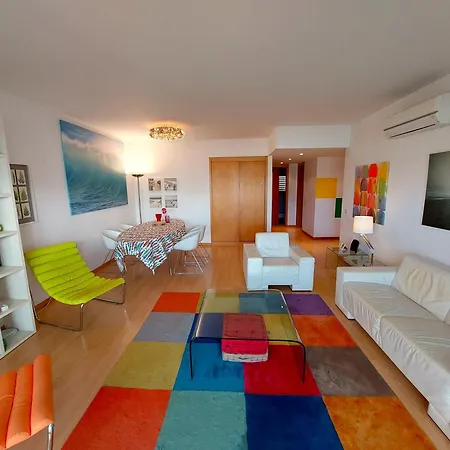 Homey Luxury Apartment, Direct Access To Pool, Close To & Town With Ac